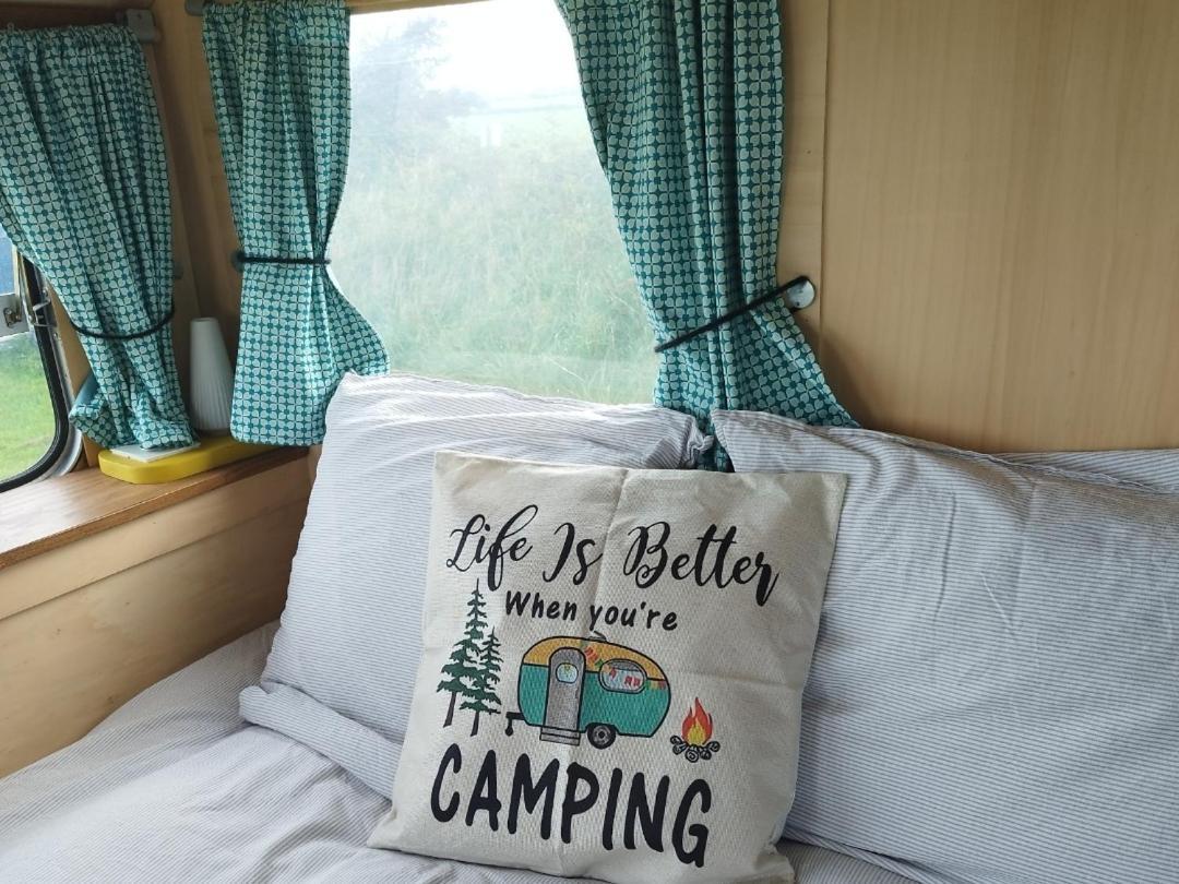 Camping Les Ronds Duval Face Aux Iles Anglo-Normandes Les Moitiers-d'Allonne Quarto foto